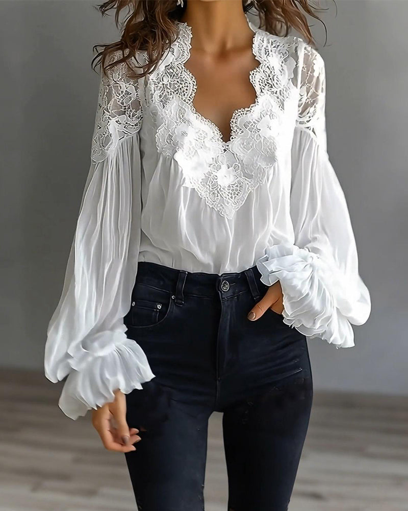 Ilvara | Elegant Lace Blouse